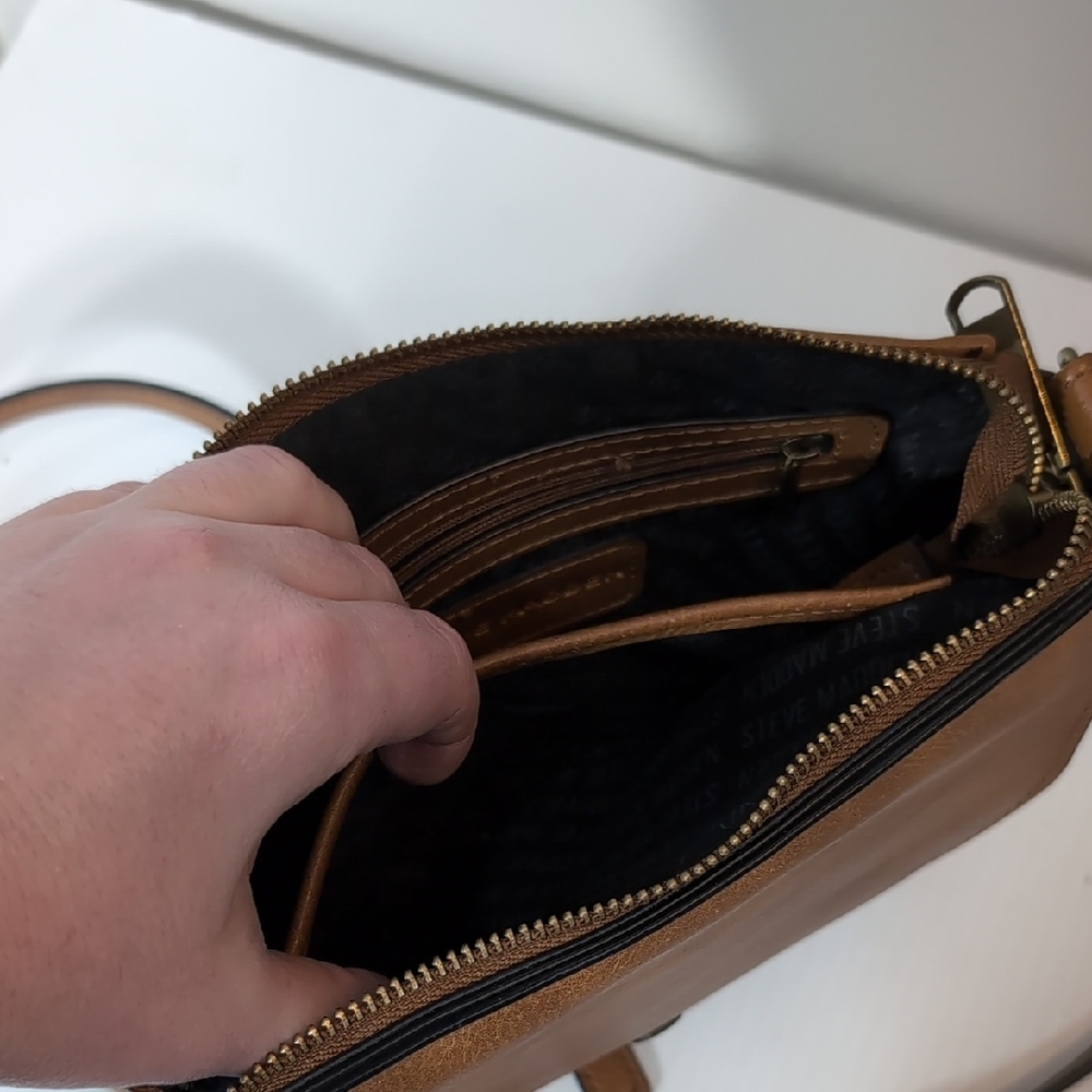 Steve Madden Brown PU Leather Crossbody Bag - Picture 10 of 16